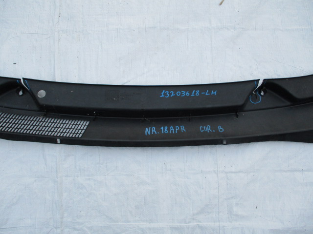 фото №9, Opel corsa d панель під лобовим склом верхній 13203618-lh