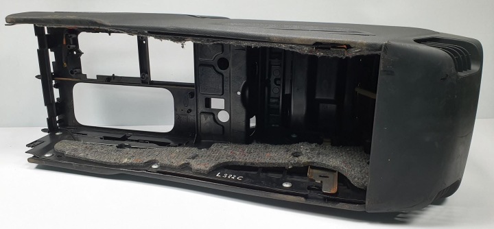 фото №11, Тунель середній підлокітник range rover iii l322 33121840 європа