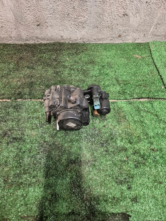 фото №1, Насос впрыскивающий 2,0tdci 2,0hdi 9424a050a 9687959180 dfp3.4 dw10c оригинал!!