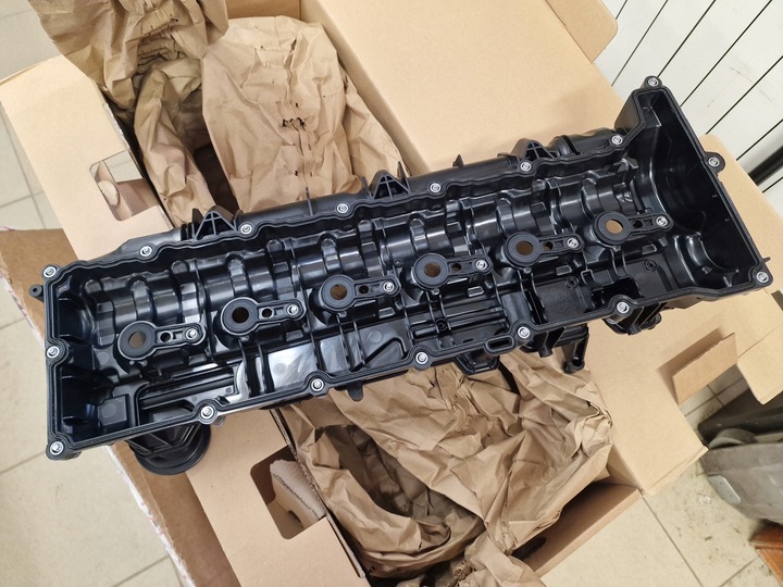 фото №8, Кришка клапанів bmw 11128597274 нова aso b57 xd5 m340d 40d 8597274 оригінальний номер
