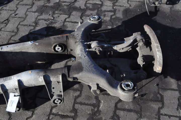 фото №10, Bmw f01 3.0 d подвешивание балка зад 6855455