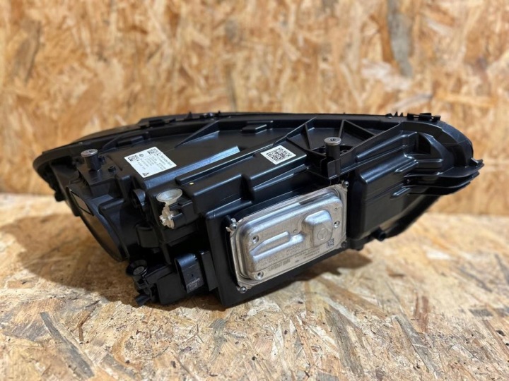 фото №10, Комплектная фара лампы левая + правая mercedes cla w118 полный led оригинал 22r