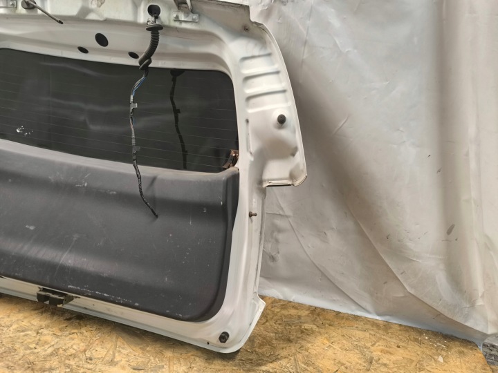 фото №10, Кришка зад заднє mitsubishi colt vi z30 рестайлінг 5d 08-12 європа