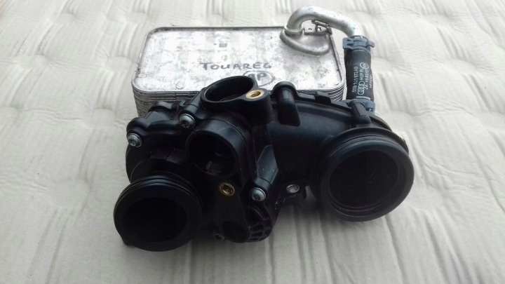 фото №7, Радиатор термостат 059117015k vw touareg iii 3.0
