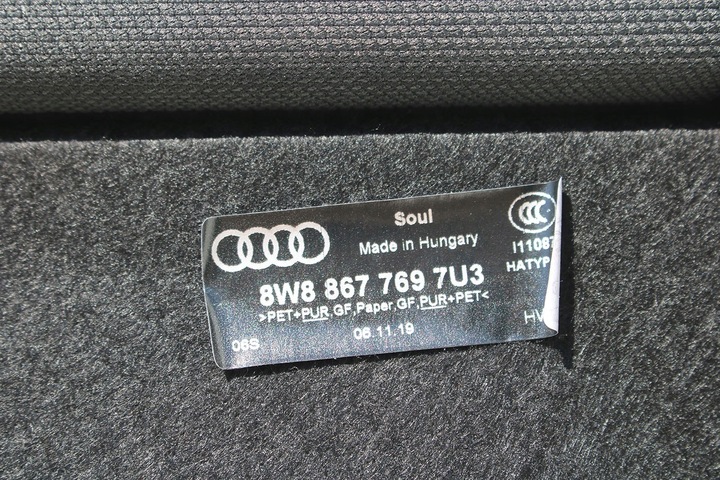 фото №7, Audi a5 sportback полка задняя чёрная 8w8867769 8w8867771 цвет : 7u3 - чёрный