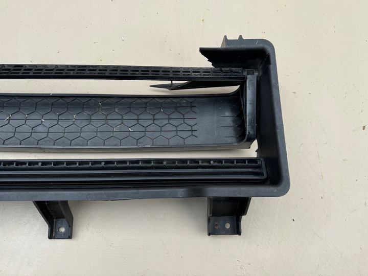 фото №14, Hyundai ioniq впуск жалюзи руль воздуха правая 86999g1000