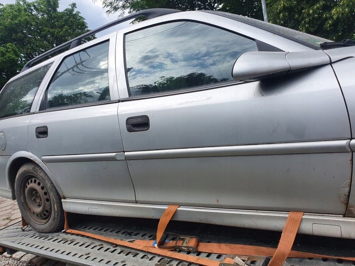 фото №7, Лампа ліва зад задня opel vectra b 2000 універсал