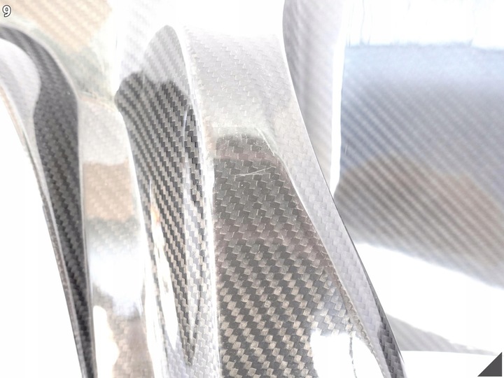 фото №10, Bentley bentayga 36a 15- карбон бампер спойлер диффузор зад повреждённый