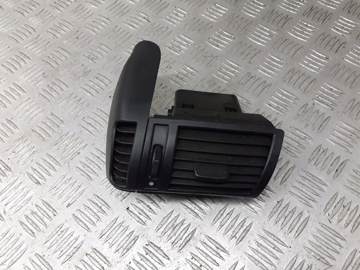 фото №1, Решётка воздуховод левая fiat stilo