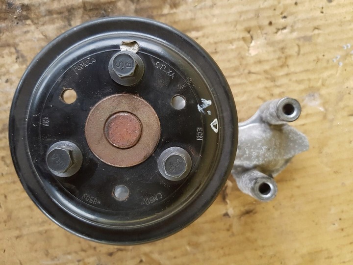 фото №1, Насос води 1.0b ford fiesta mk7 cm5g-8501-fb