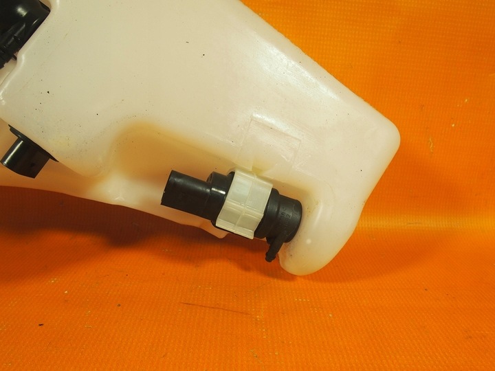 фото №9, Audi a5 8t бак омывателя насадки 8t0955453c