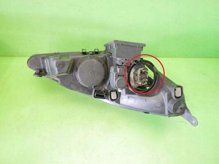 фото №10, Фара лампа левая перед peugeot 607 phi 99-04