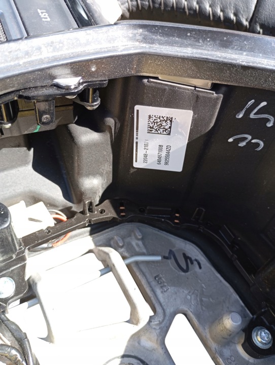 фото №5, Руль кожа многофункциональная peugeot 208 2008 ii oem номер 98255044zd