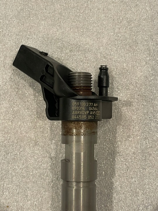 фото №13, Форсунки форсунки пального audi a4 b7 a6 c6 2.7 tdi 059130277aj