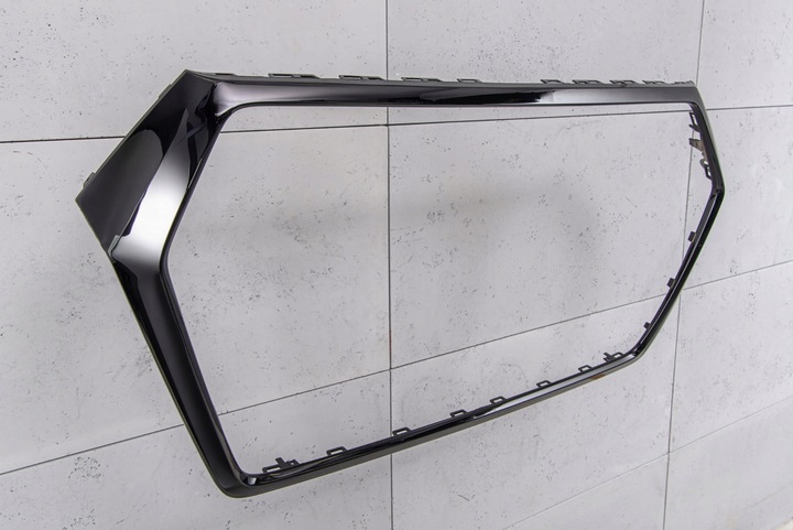 фото №10, Audi q7 sq7 4m 15-20 передній фейсліфтинг чорна рамка решітка 4m0853651b