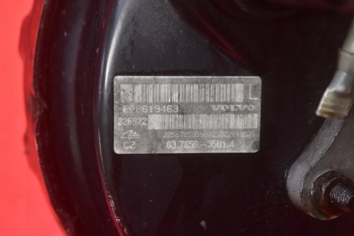 фото №7, Вакуумный усилитель тормозов (серво)  eu p08619463 volvo s60 1 i 2.4 d d5 163 km 00-04