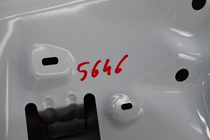фото №9, Mitsubishi colt vii 23- крышка задняя зад