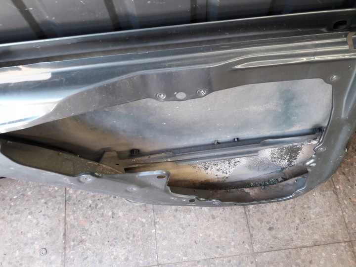 фото №15, Двері лівий зад ford fiesta mk6 5d hb зелений