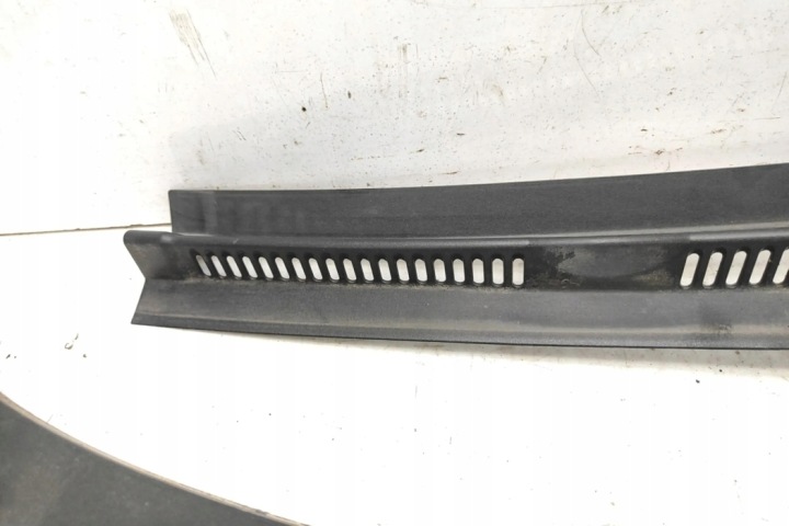 фото №7, Пластик дворник передних vw golf plus 5m1, 521 5m0819403b 1.6l