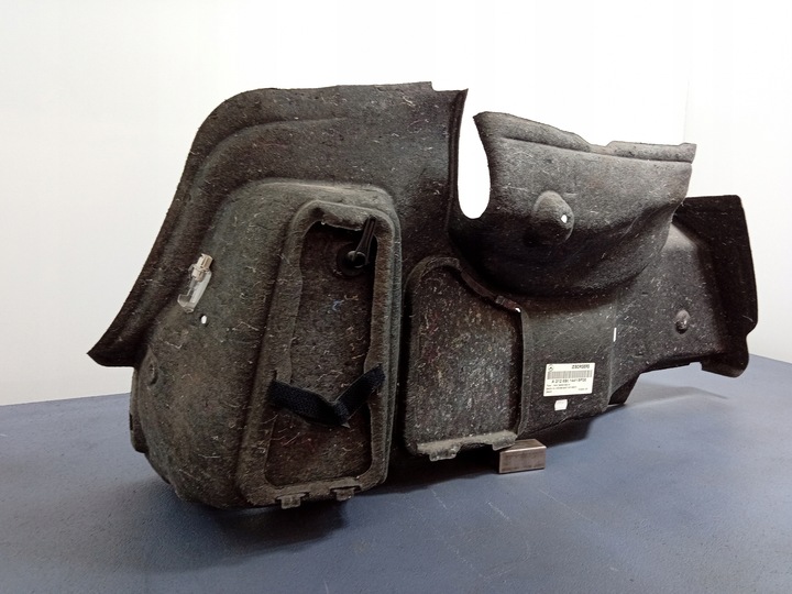 фото №5, E клас w212 sedan оббивка багажника права