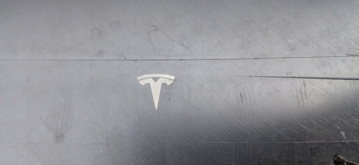 фото №14, Tesla модель 3 iii 17- pdc 1084168-00 бампер перед передній