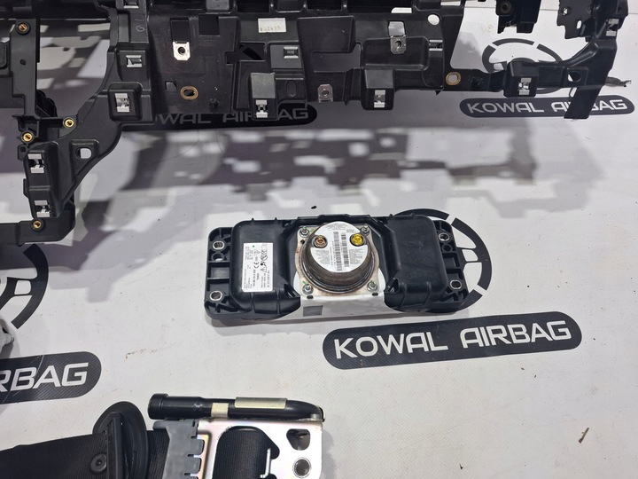 фото №6, Porsche macan 95b передний рестайлинг кожа панель консоль подушка безопасности ремни оригинал