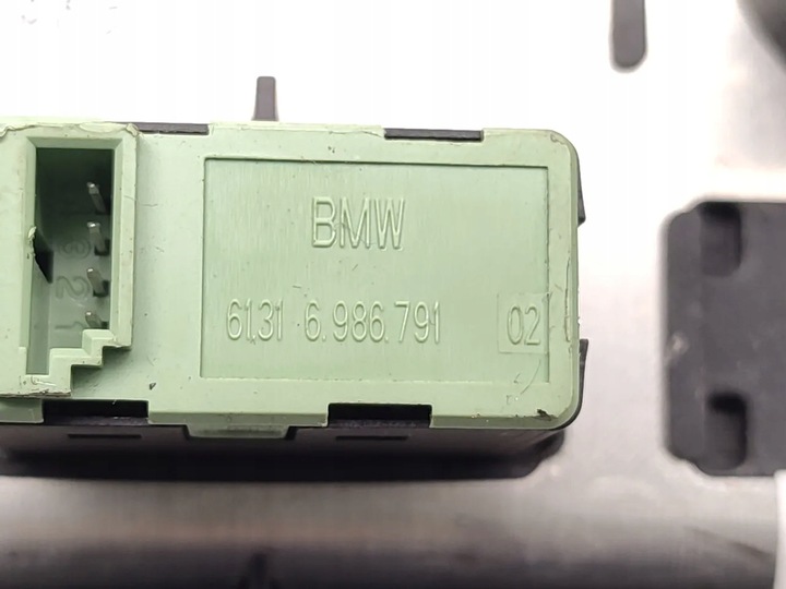 фото №6, Ford focus гніздо / з'єднувач aux 2020 estate 6986791 12-20 1.0 ecoboost