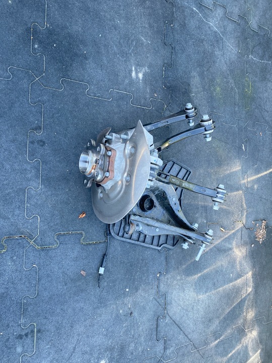 фото №9, Поворотный кулак рычаг зад bmw x4 g02 пробег 27km