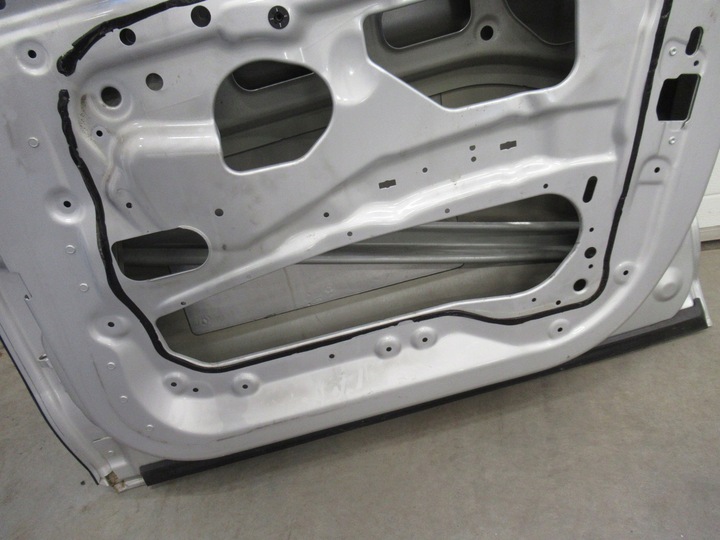 фото №15, Двері перед праві bmw 5 f07 gt титан срібло 354