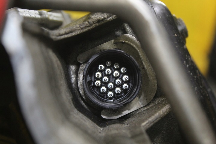 фото №10, Коробка передач коробки передач audi a6 c6 2.7 tdi jmk 6h9-19 повний привід автомат