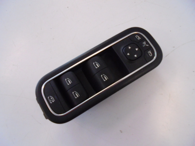 фото №1, Панель стекло левый перед mercedes a-klasa w177 2020 год