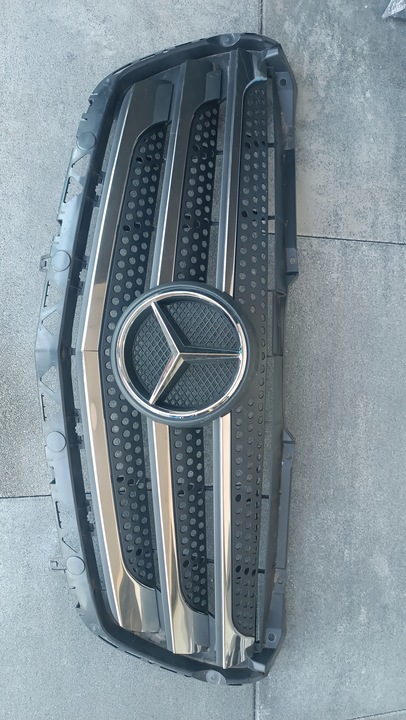 фото №1, Mercedes sprinter 906 рестайлинг решётка решётка радиатора версия хром оригинал выгодное предложение