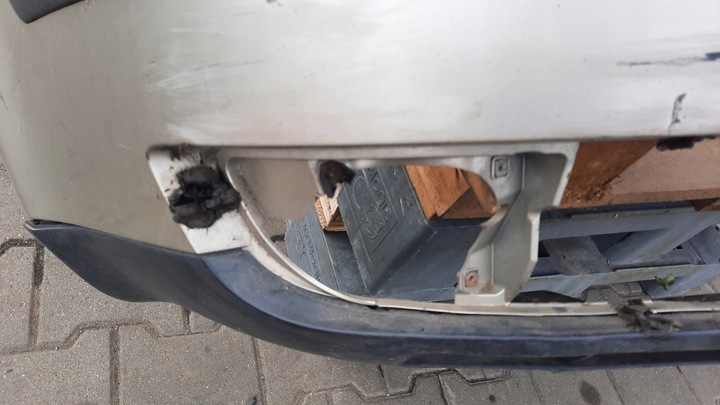 фото №12, Бампер перед переднее vw passat b5 рестайлинг 04r