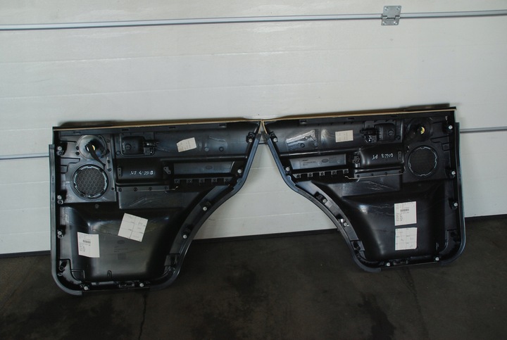 фото №4, Обивка дверь динамик l / p зад discovery iii