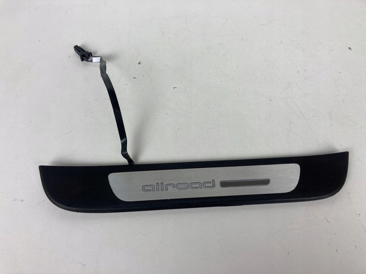 фото №1, A6 c7 allroad планка порогова права led 4g9947424a