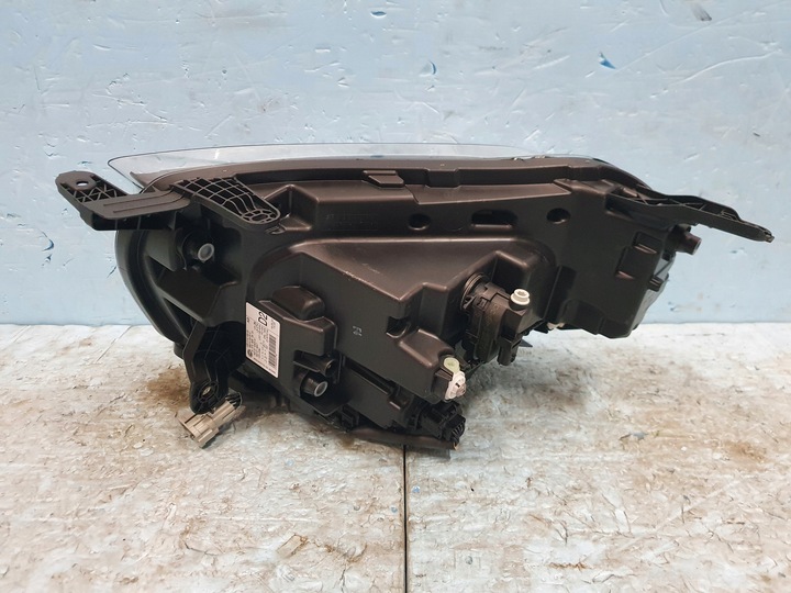 фото №6, Лампа mercedes x-klasa повний led права перед нова