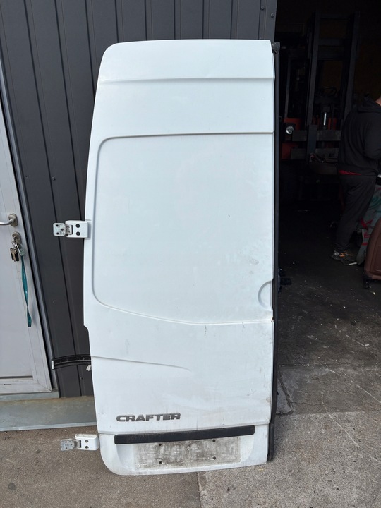 фото №1, Дверь левая правые зад crafter sprinter 906 высокий