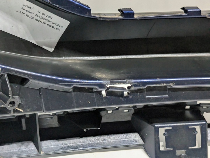 фото №14, Audi q3 f3 перед правый уголок бампера передней 83a807438