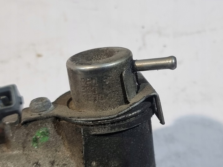 фото №9, Планка впрыскивающий оригинальный номер 036133319am seat cordoba i 1.4 16v