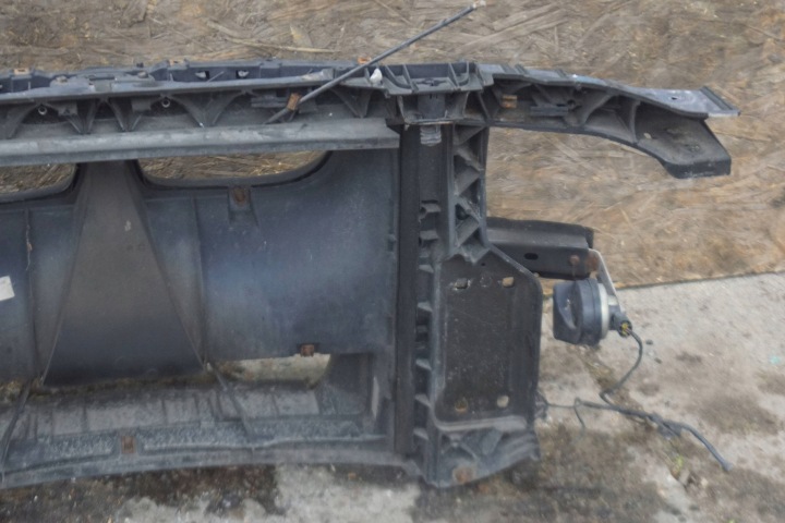 фото №10, Передня панель bmw 1 e82 e88 d1318