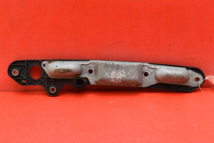 фото №5, Накладка кришки зад задня 1t0827574f vw passat b6 універсал 05-10