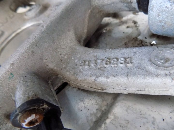 фото №7, Volvo v60 ii s60 iii 2018- поворотный кулак рычаги амортизатор левый зад 31476231