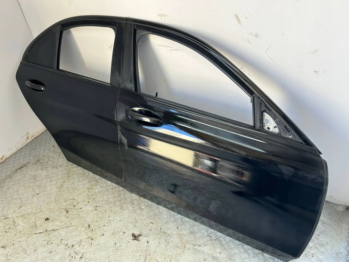 фото №2, Двері праві перед зад комплект mercedes c-klasa w205