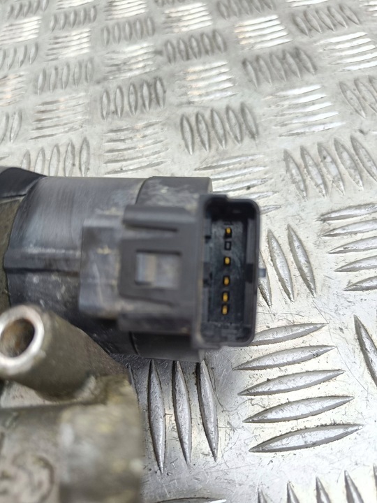 фото №8, Citroen c4 i picasso 2007 клапан egr