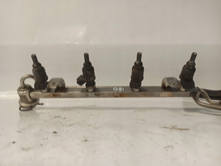 фото №7, Audi a3 1.6 планка впрыскивающий 06a906031d 06a133317e