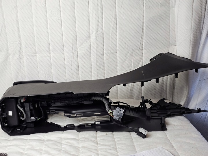 фото №12, Защита туннель средний подлокотник ford focus mk3 iii рестайлинг кожа