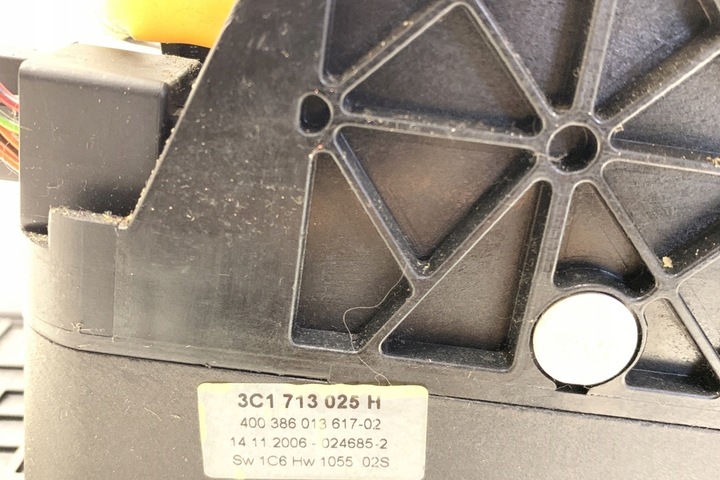 фото №12, Механизм изменения коробки передач vw passat вариант b6 3c5 3c1713025h 2.0l дизель