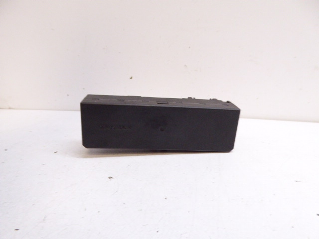 фото №7, C клас w202 93-01 коробка запобіжників корпус 2.2 cdi