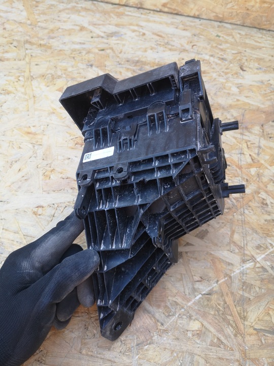 фото №3, Jeep compass ii корпус запобіжників коробка 1.6d