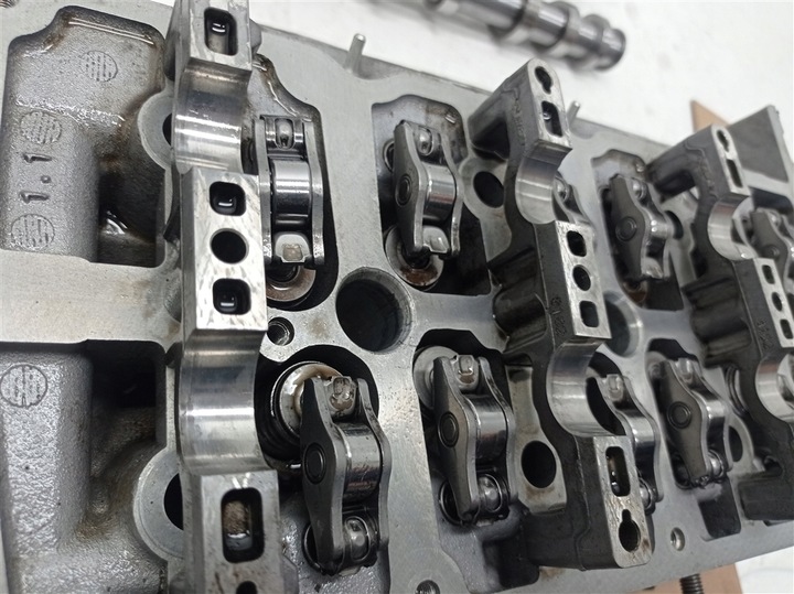 фото №15, Головка левая з распредвалы audi a6 a7 q5 3.0 tdi biturbo cgq 0593as / 059.3.as